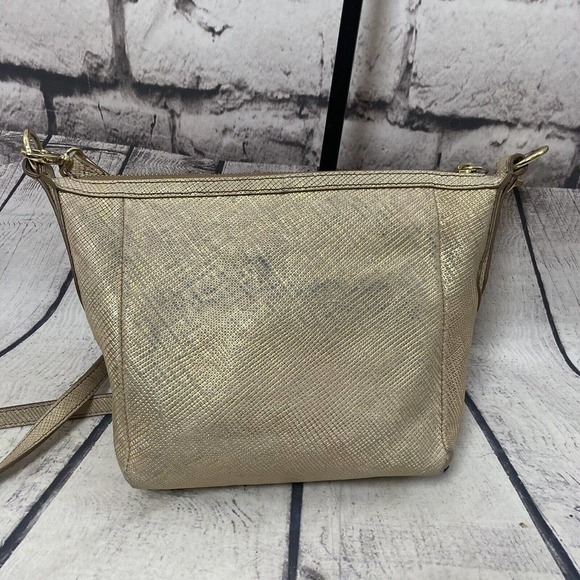 Fossil Handbag Sydney Gold Metallic Crossbody Small Zip‎ Closure Purse - Picture 6 of 14
